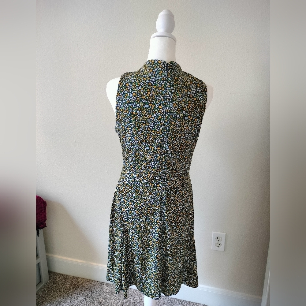 Floral Sleeveless Dress - Picture 2 of 4